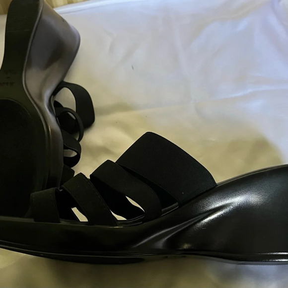 ITALIAN SHOEMAKERS~BLACK BLING~HEELS~NWOT~9 - Picture 8 of 8